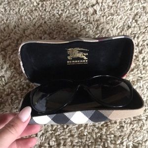 Burberry oversized Sunglasses with case!